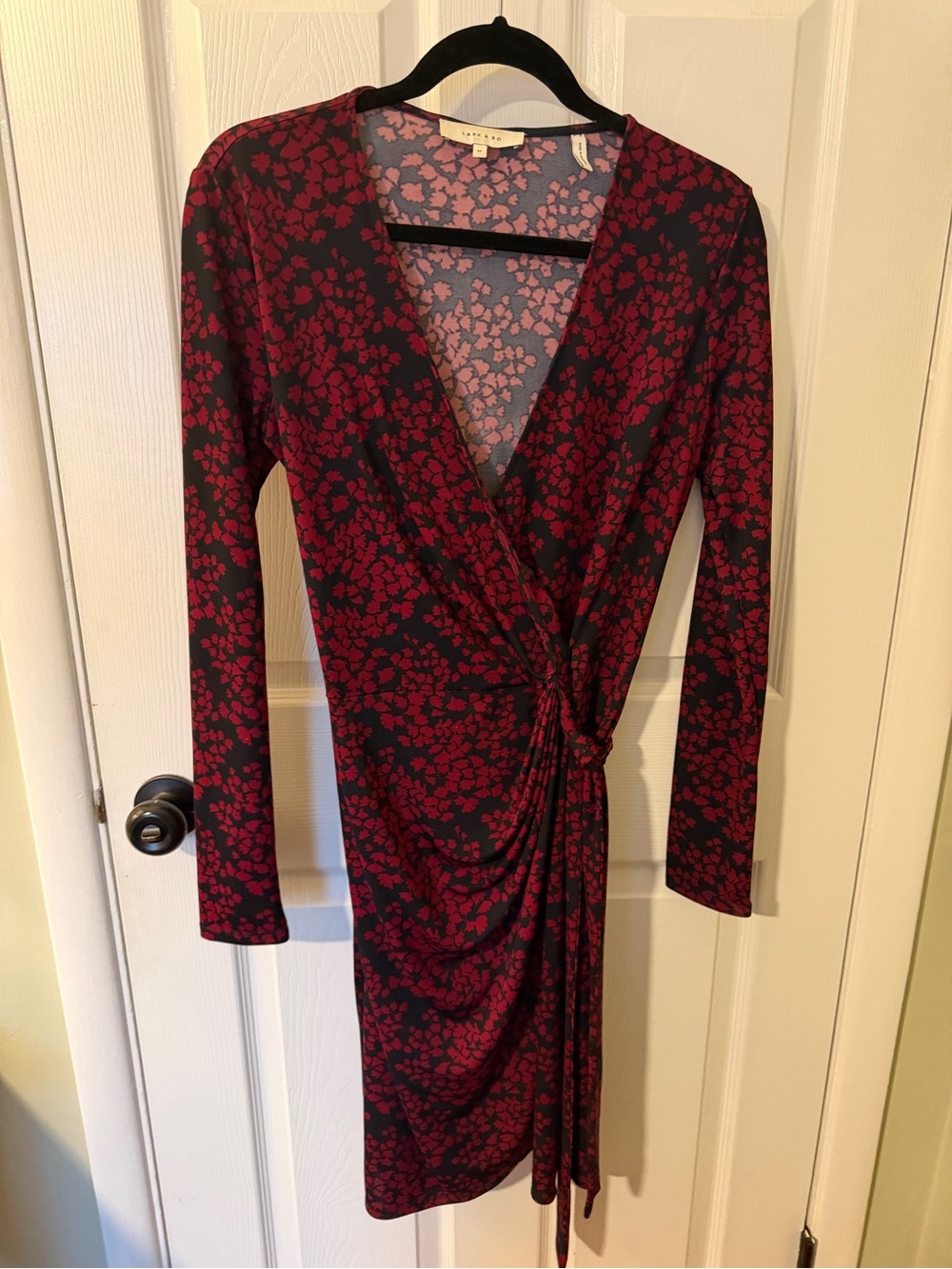 Wrap-Style Long Sleeve Floral Dress in Burgundy/Navy Blue sz Medium by Lark & Ro